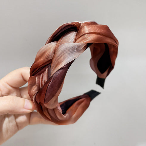 三つ編みカチューシャ 韓国風 ヘアバンド 幅広 ヘアアクセサリー 大人可愛い 小顔 ワイドカチューシャ 痛くない 髪飾り ツイスト ヘアアレンジ ターバン風お洒落 2JUSHUI-001