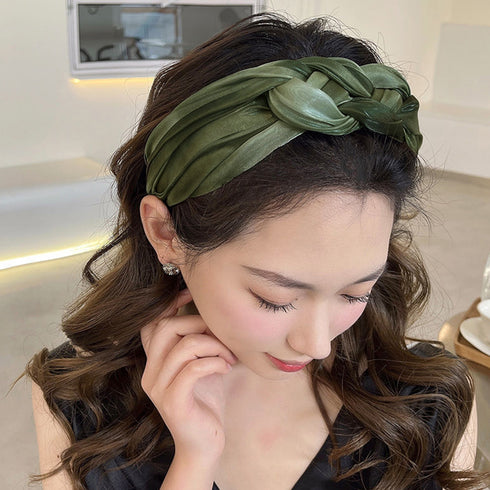 三つ編みカチューシャ 韓国風 ヘアバンド 幅広 ヘアアクセサリー 大人可愛い 小顔 ワイドカチューシャ 痛くない 髪飾り ツイスト ヘアアレンジ ターバン風お洒落 2JUSHUI-001