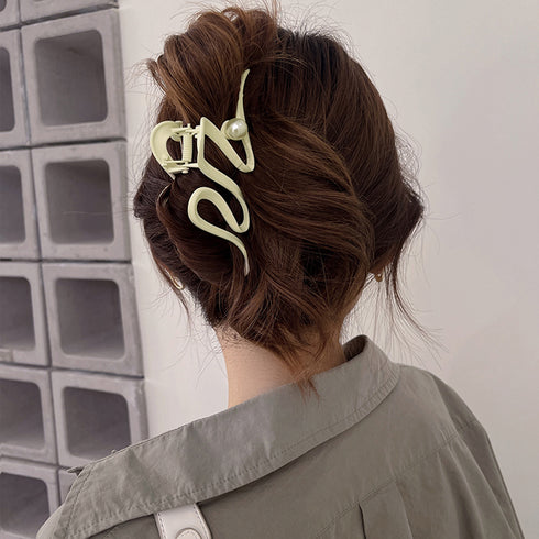 ウェーブヘアクリップ 韓国バンスクリップ おしゃれ メタル クロークリップ 大きめ 大人可愛い 簡単ヘアアレンジ カジュアル ヘアアクセサリー ゴールド ヘア小物 2JUSHUI-003