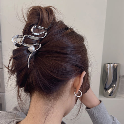ウェーブヘアクリップ 韓国バンスクリップ おしゃれ メタル クロークリップ 大きめ 大人可愛い 簡単ヘアアレンジ カジュアル ヘアアクセサリー ゴールド ヘア小物 2JUSHUI-003
