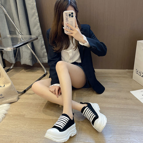 厚底スニーカー キャンバススニーカー韓国 レディース ローカット 韓国ファッション 靴 履きやすい ボリュームシューズ レースアップ カジュアル 美脚くつ春秋夏 2KCHAO-002