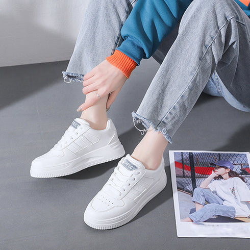ローカットスニーカー 白 レディース韓国 カジュアル フラットシューズ 歩きやすい おしゃれ PUレザースニーカー 通勤通学美脚シューズ レースアップ靴履きやすい 2LONG-001