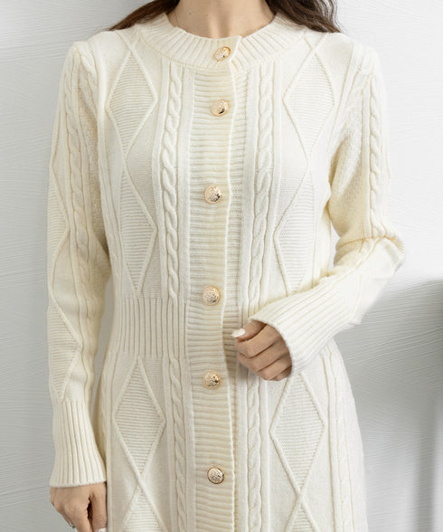 ケーブル編みニットワンピースミニ丈韓国風 ゴールドボタンショートワンピース レディース 大人きれいめ フェミニン ロング丈ニットカーディガン 着やせセータードレス 2NVRJ-014