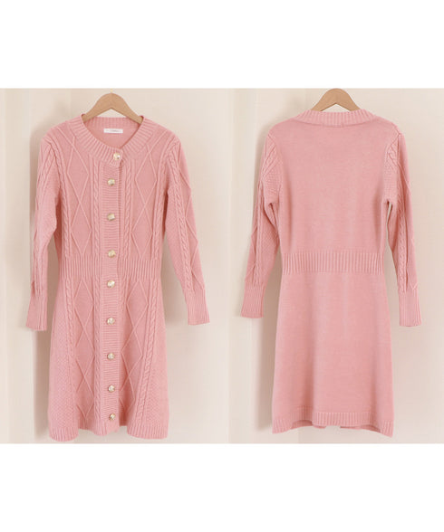 ケーブル編みニットワンピースミニ丈韓国風 ゴールドボタンショートワンピース レディース 大人きれいめ フェミニン ロング丈ニットカーディガン 着やせセータードレス 2NVRJ-014
