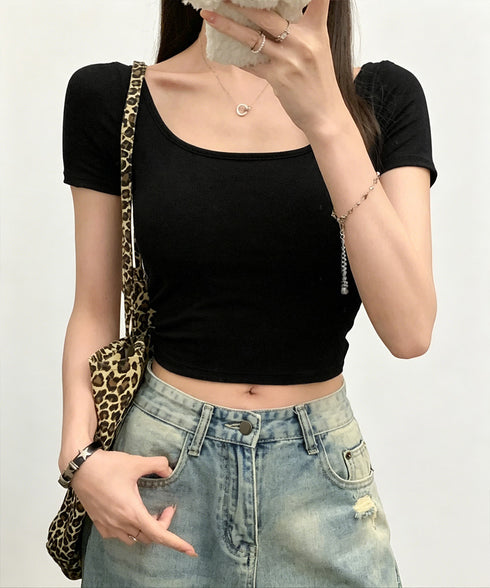 背中開きカップ付き半袖Tシャツクロップド へそ出し 細身Tシャツ デコルテ見せ トレンド背中クロスデザインカットソー ギャル系肌見せ夏服韓国風 美胸ブラトップ快適 2RUYAN-001