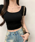 背中開きカップ付き半袖Tシャツクロップド へそ出し 細身Tシャツ デコルテ見せ トレンド背中クロスデザインカットソー ギャル系肌見せ夏服韓国風 美胸ブラトップ快適 2RUYAN-001