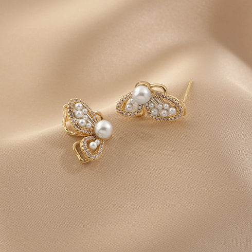 ピアス レディース バタフライピアス韓国 フェイクパールピアス 上品 キラキラ パーティーアクセサリー 清楚 ジュエリー 華奢 小ぶりピアス フェミニン 耳飾り 2TEKANG-001