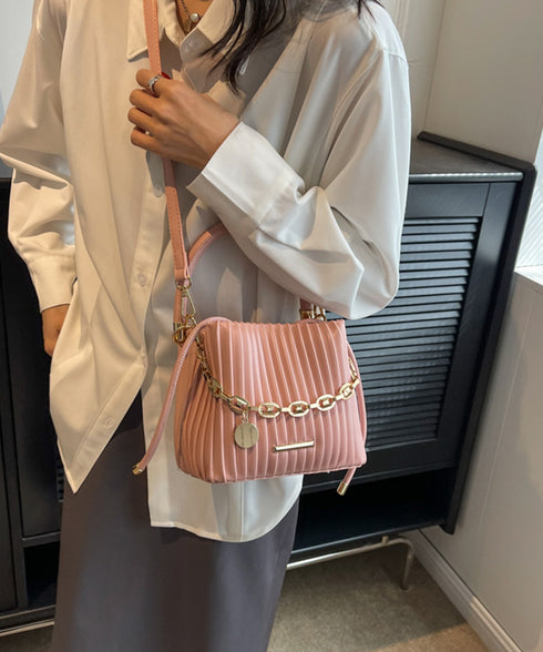 プリーツショルダーバッグ チェーン装飾 ミニバケットバッグ レディース オフィスカジュアル ハンドバッグ 小さめ スクエアPUレザー鞄 コンパクト2wayバッグ 2TIAN-020