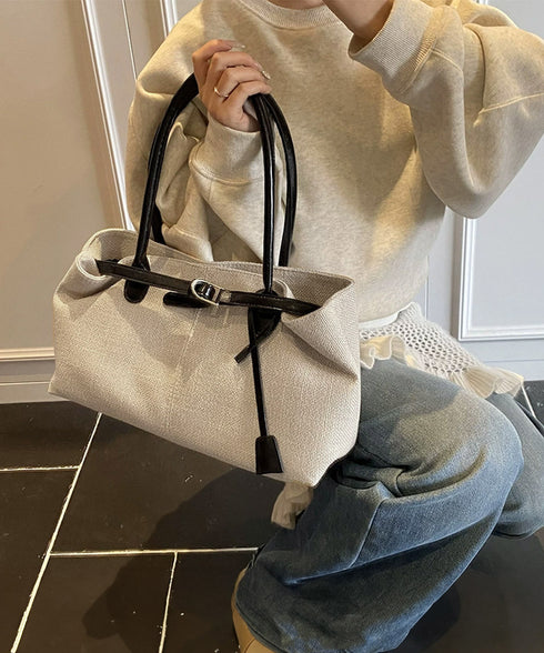 キャンバストートバッグ横長ベルトデザイン A4肩掛けカバン レディース大容量 大人可愛い通勤バッグ オフィスカジュアル ハンドバッグ おしゃれ スクエアバッグ横型 2TIAN-023