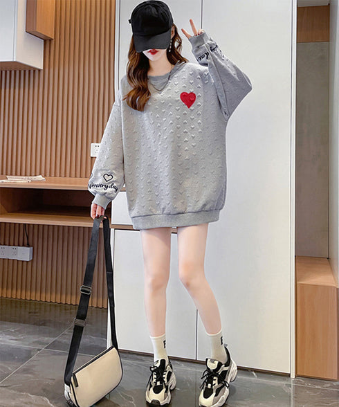 トレーナーレディーススウェットシャツ韓国 カジュアル ラウンドネック ロゴトレーナー エンボス加工 長袖プルオーバー ハート刺しゅう 体型カバー ロンT 春秋服 2YIGULI-003