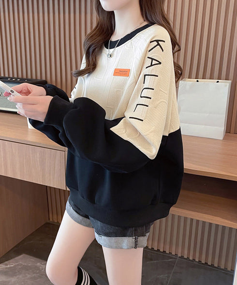 エンボスロゴスウェット春秋長袖トレーナー クルーネック 大人可愛い スウェットシャツ レディース アメカジ ゆったりプルオーバー カジュアルトップス 体型カバー服 2YIGULI-035