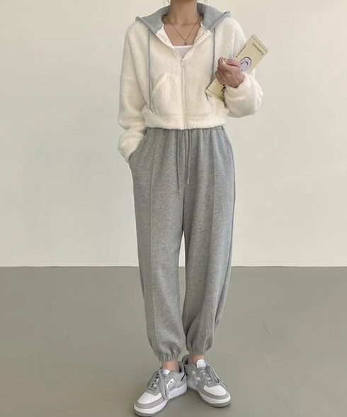 暖かいボアパーカー ジップアップブルゾン 韓国風 ふわふわフーディ ショート丈パーカー レディース クロップド 厚手フリースジャケットもこもこ ライトアウター軽量 2YIGULI-038