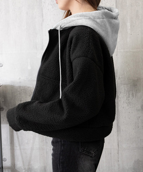 暖かいボアパーカー ジップアップブルゾン 韓国風 ふわふわフーディ ショート丈パーカー レディース クロップド 厚手フリースジャケットもこもこ ライトアウター軽量 2YIGULI-038