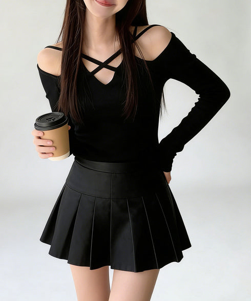 オフショルダーTシャツ クロスストラップ タイトトップス レディース 指穴付き フィットカットソー セクシー 肌見せインナートップス 着やせ 肩出しtシャツ 薄手 2YIKE-010