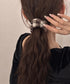 チェック柄シュシュ ロゴタグ付きヘアゴム ワンポイントロゴヘアゴム韓国風ボリュームシュシュ おしゃれ秋冬ヘアアクセサリー人気可愛い大人上品ポニーテールゴムまとめ髪 2YINGYU-001