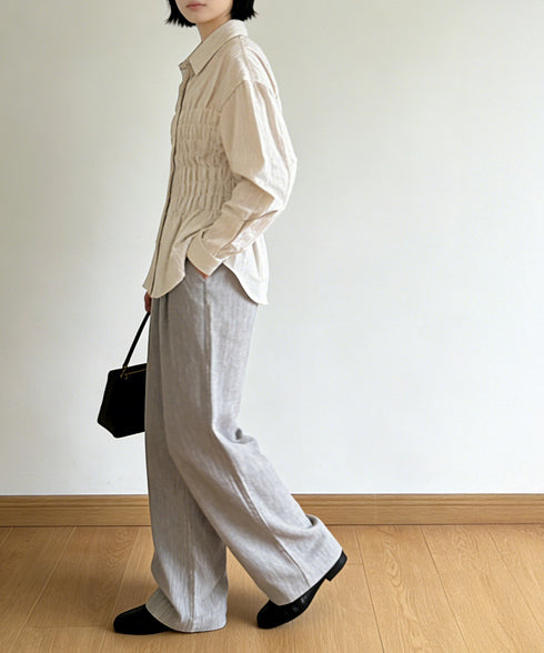 ストライプ柄シャーリングシャツ襟付き長袖 オフィスカジュアル シャツブラウス着やせ きれいめトップス ウエストマークお洒落 ギャザーシャツ ペプラムフレアブラウス 2YIYAL-001