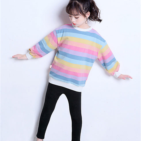 新作 子供服 キッズ 女の子 新作 子供服 キッズ 女の子 長袖Tシャツ レインボーストライプ トップス ゆったり シンプル カジュアル 人気 可愛い 33FYYFS-001