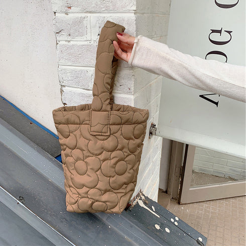 ミニトートバッグ パステルカラー 韓国 キルティングトート お散歩バッグ 花柄ステッチ 大人可愛い バケツバッグ 縦型 ハンドバッグ 手提げカバン おしゃれ 3SBAOB-015