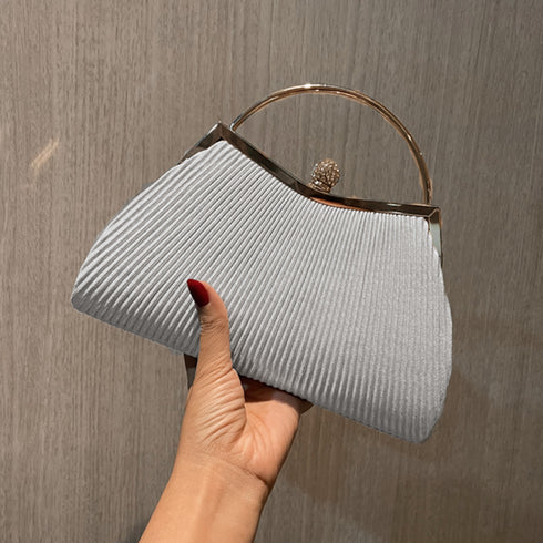 プリーツパーティーバッグ クラッチバッグ 結婚式 がま口 サブバッグ エレガント チェーンショルダーバッグ ゴージャス ハンドバッグ お呼ばれ プチプラミニバッグ 3WEINAS-001