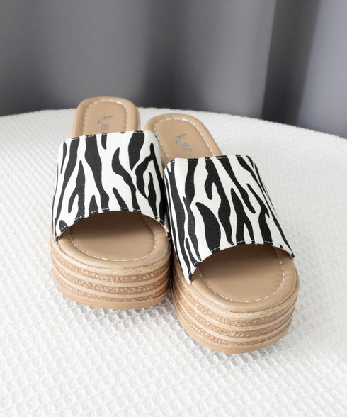 厚底サンダル ウエッジソールサンダル美脚 レディース ミュールサンダル 履きやすい ウェッジヒールサンダル 痛くないビーチサンダル 韓国風 アニマル柄 夏靴 人気 3JIANLONG-078