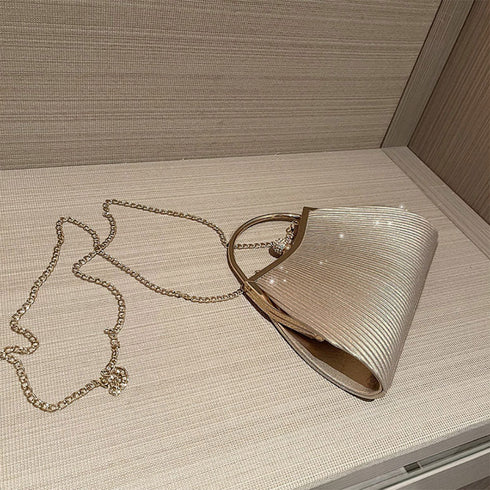 プリーツパーティーバッグ クラッチバッグ 結婚式 がま口 サブバッグ エレガント チェーンショルダーバッグ ゴージャス ハンドバッグ お呼ばれ プチプラミニバッグ 3WEINAS-001