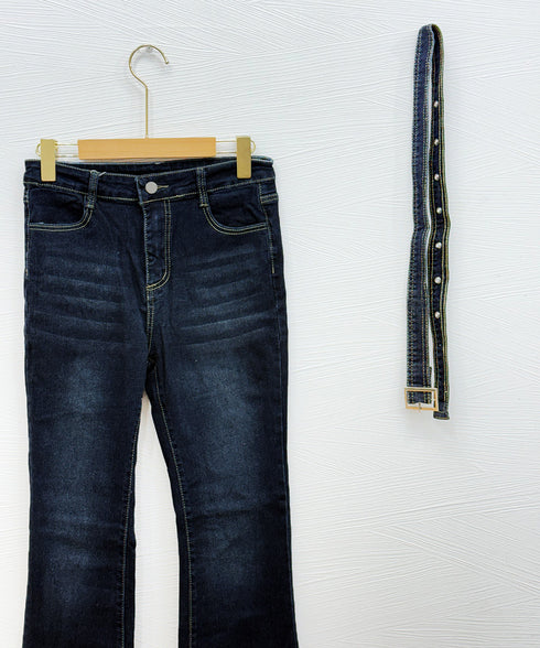 セミフレアデニムパンツ レディース 美脚 ベルト付き デニムスキニー 韓国風 フィット感 着やせ脚長 カジュアル レトロ ロングパンツ 細身 ブーツカットデニム 617KZ-008