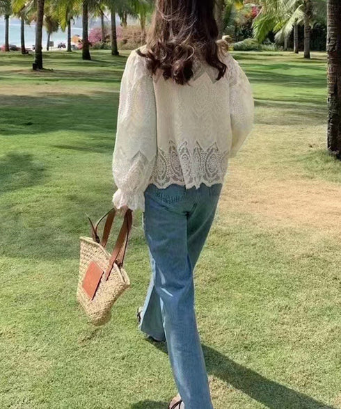 レース透かし袖ボリュームブラウス 春夏 レースブラウス透け感 刺しゅう エレガント パフスリーブ フェミニン スカラップ裾 デート服 シースルーきれいめトップス 617SY-003