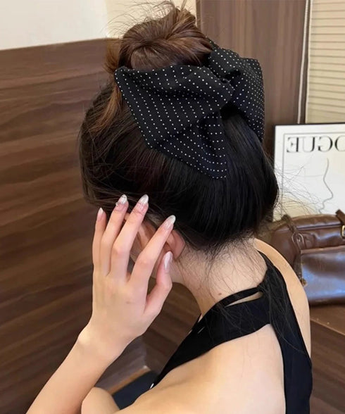 ヘアクリップ大きめアクリルバンスクリップ 可愛い ドット柄 レディース 髪飾り韓国風 上品 アクセサリー 大人っぽい ヘアアクセ フェミニンプチプラ 617XW-003