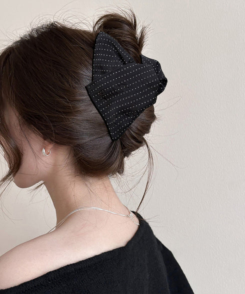 ヘアクリップ大きめアクリルバンスクリップ 可愛い ドット柄 レディース 髪飾り韓国風 上品 アクセサリー 大人っぽい ヘアアクセ フェミニンプチプラ 617XW-003