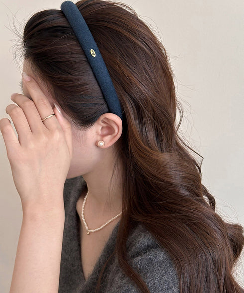 スリムカチューシャ シンプル 大人可愛い レディース ヘアバンド 韓国風 ヘアアクセサリー 無地 ワンポイント 抜け感ヘアスタイル 5色 ヘアアレンジアイテム 617XW-015