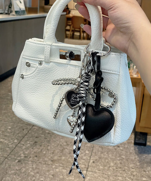 バッグチャームリボン ハートキーホルダー 取り外し可 キーホルダー おしゃれ 自由組み合わせチャーム パラコードストラップチャーム おしゃれキーチェーン 韓国風 617XW-020