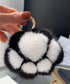 足跡キーホルダー もこもこファーチャーム ふわふわバッグチャーム リング付き 猫の肉球キーリング キーチェーン可愛いバッグ飾り 鞄アクセサリーお洒落ミニチャーム 6ERHANG-001