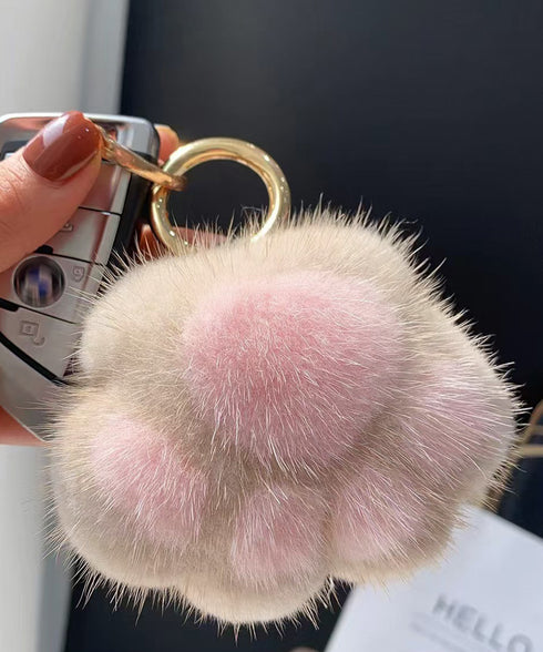 足跡キーホルダー もこもこファーチャーム ふわふわバッグチャーム リング付き 猫の肉球キーリング キーチェーン可愛いバッグ飾り 鞄アクセサリーお洒落ミニチャーム 6ERHANG-001