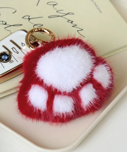 足跡キーホルダー もこもこファーチャーム ふわふわバッグチャーム リング付き 猫の肉球キーリング キーチェーン可愛いバッグ飾り 鞄アクセサリーお洒落ミニチャーム 6ERHANG-001