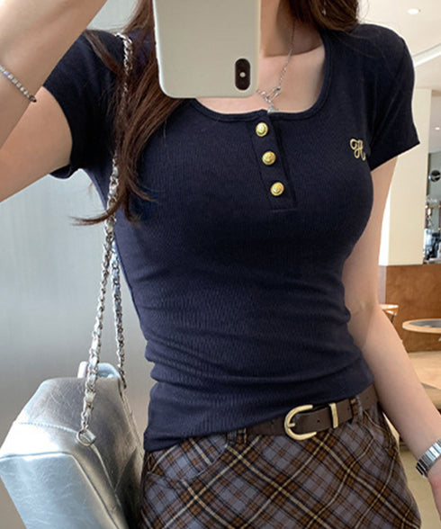 ヘンリーネック 半袖Tシャツワンポイント レディースタイトトップス細見え 刺しゅうロゴtシャツフロントボタンリブカットソー大人可愛いサマーニットカジュアルきれいめ 6MZYP-001