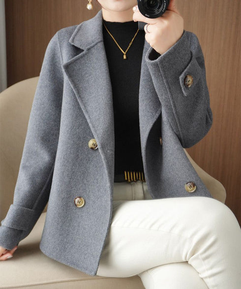 ウールタッチダブルブレストショートコート おしゃれテーラードジャケット 秋冬ショート丈アウター オフィスカジュアル きれいめコンパクトコートきちんと 軽量アウター 6QINGROU-009