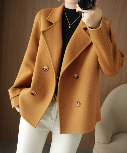 ウールタッチダブルブレストショートコート おしゃれテーラードジャケット 秋冬ショート丈アウター オフィスカジュアル きれいめコンパクトコートきちんと 軽量アウター 6QINGROU-009