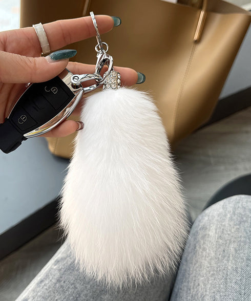 バッグチャームふわふわしっぽキーホルダー カラフル もこもこファーキーホルダー 可愛いバッグアクセサリー ボリューム 尾っぽチャーム キラキラ 鍵やバッグ飾り小物 6YANNI-001