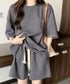 ワンポイントロゴTシャツセットアップ夏服 ゆったり半袖トップス ショートパンツ上下セット リラックスルームウェア カジュアル ワンマイルウェア 韓国風 大人可愛い 6YYG-009