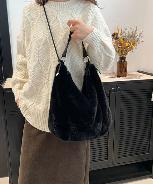 もこもこトートバッグエコファー秋冬バッグ レディースふわふわワンショルダーバッグ 大人かわいいフェイクファー肩掛けバッグ軽量A4大容量 斜め掛けバッグ おしゃれ鞄 6ZMIN-010