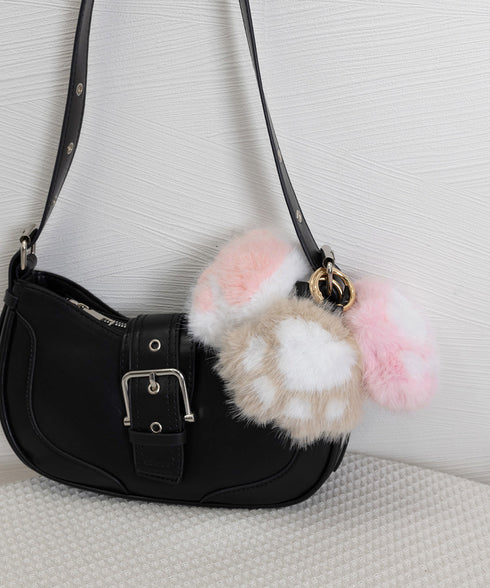 足跡キーホルダー もこもこファーチャーム ふわふわバッグチャーム リング付き 猫の肉球キーリング キーチェーン可愛いバッグ飾り 鞄アクセサリーお洒落ミニチャーム 6ERHANG-001