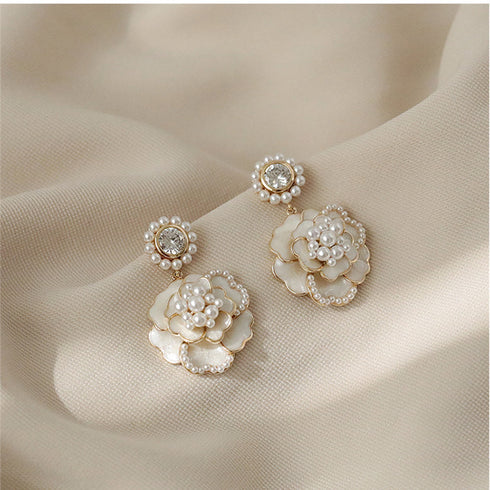 ツバキ ピアス 韓国 アクセサリー 女性 大人可愛い ピアス 揺れる 花モチーフ 耳飾り 大ぶり ピアス ぶら下がり ファッション雑貨 上品 清楚 6JFENG-002