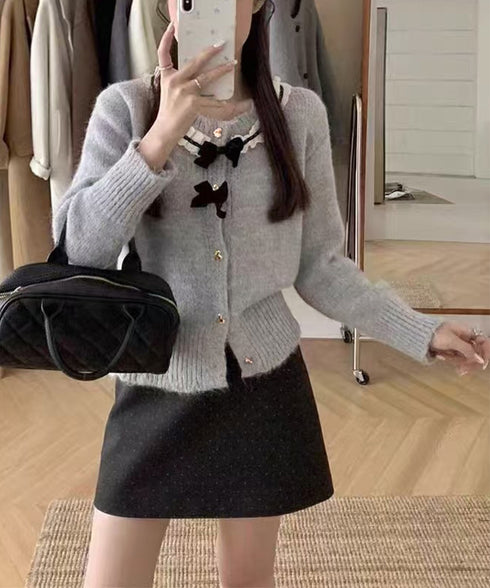 襟レースニットカーディガンリボントップス ハートボタン ガーリーニットトップス長袖 ショート丈秋冬ニットセーター 襟フリルゴールドボタンニット羽織り 丸首 レトロ 6JINGHAN-001