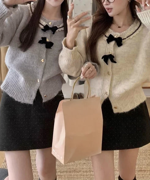 襟レースニットカーディガンリボントップス ハートボタン ガーリーニットトップス長袖 ショート丈秋冬ニットセーター 襟フリルゴールドボタンニット羽織り 丸首 レトロ 6JINGHAN-001