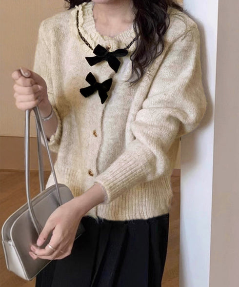 襟レースニットカーディガンリボントップス ハートボタン ガーリーニットトップス長袖 ショート丈秋冬ニットセーター 襟フリルゴールドボタンニット羽織り 丸首 レトロ 6JINGHAN-001