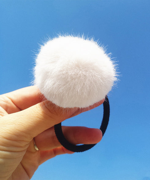 ファーヘアゴム ポンポンヘアアクセ韓国風 レディースふわふわ可愛い髪飾りモコモコボリュームファーポニー 秋冬トレンド ワンポイント髪留め簡単まとめ髪ゴム 手首飾り 6KANYX-004