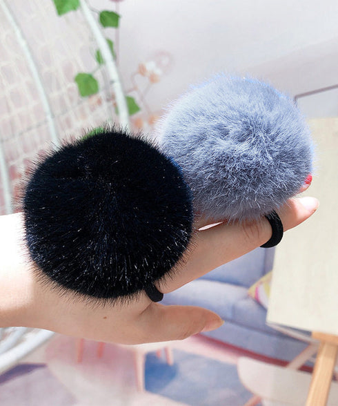 ファーヘアゴム ポンポンヘアアクセ韓国風 レディースふわふわ可愛い髪飾りモコモコボリュームファーポニー 秋冬トレンド ワンポイント髪留め簡単まとめ髪ゴム 手首飾り 6KANYX-004