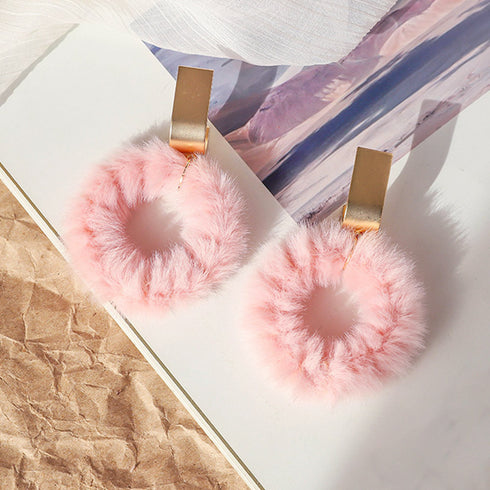 リングピアス レディース ファー付き リングピアス レディース ファー付き アクセサリー もこもこ 揺れるピアス 小物 サークルピアス 秋冬 6QQ-001
