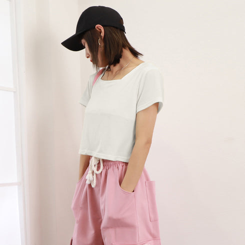 ショート丈Tシャツ レディース 半袖韓国 へそ出しトップス シンプル 無地カットソー クロップド丈tシャツ スクエアネック お洒落 ハイウエストトップスダンス衣装 6WANJIA-003