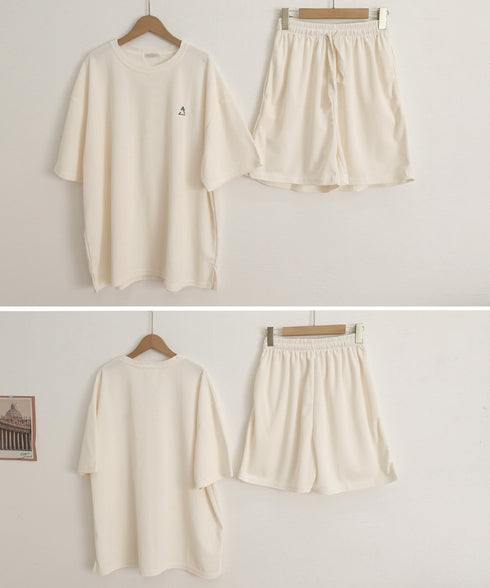 ワンポイントロゴTシャツセットアップ夏服 ゆったり半袖トップス ショートパンツ上下セット リラックスルームウェア カジュアル ワンマイルウェア 韓国風 大人可愛い 6YYG-009